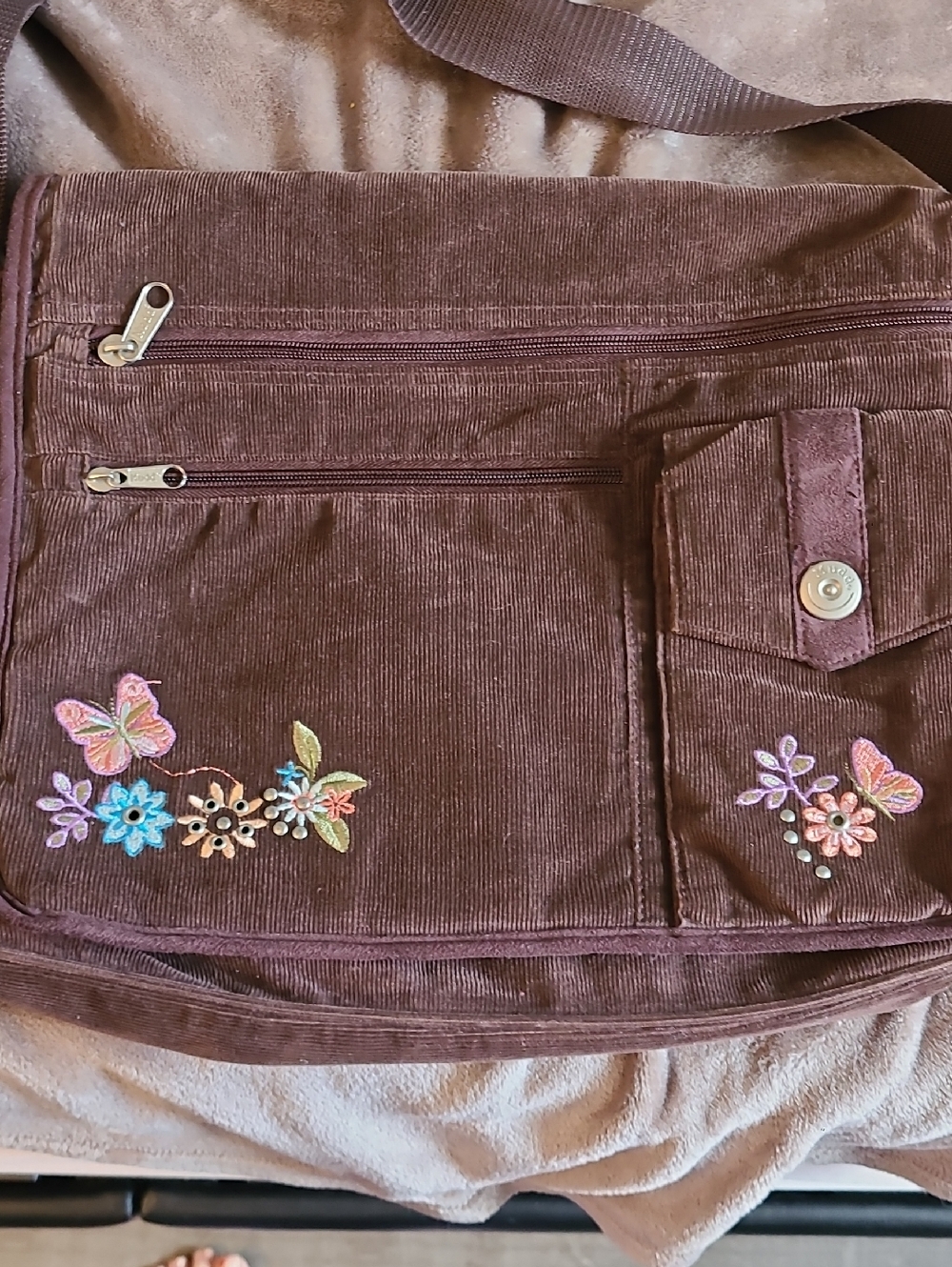 Mudd Brown Corduroy Messenger Bag with Floral And Butterfly Embroidery Y2K 90s - Picture 4 of 6